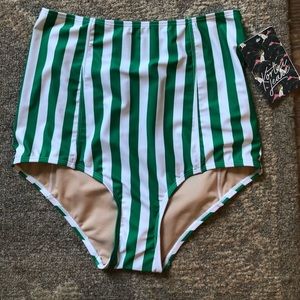 Kortni Jeane EHW green stripe small NWT